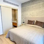 Malberry Park 304 - Modern 2 Bedroom Apartment With Pool, Gym, Jaccuzi