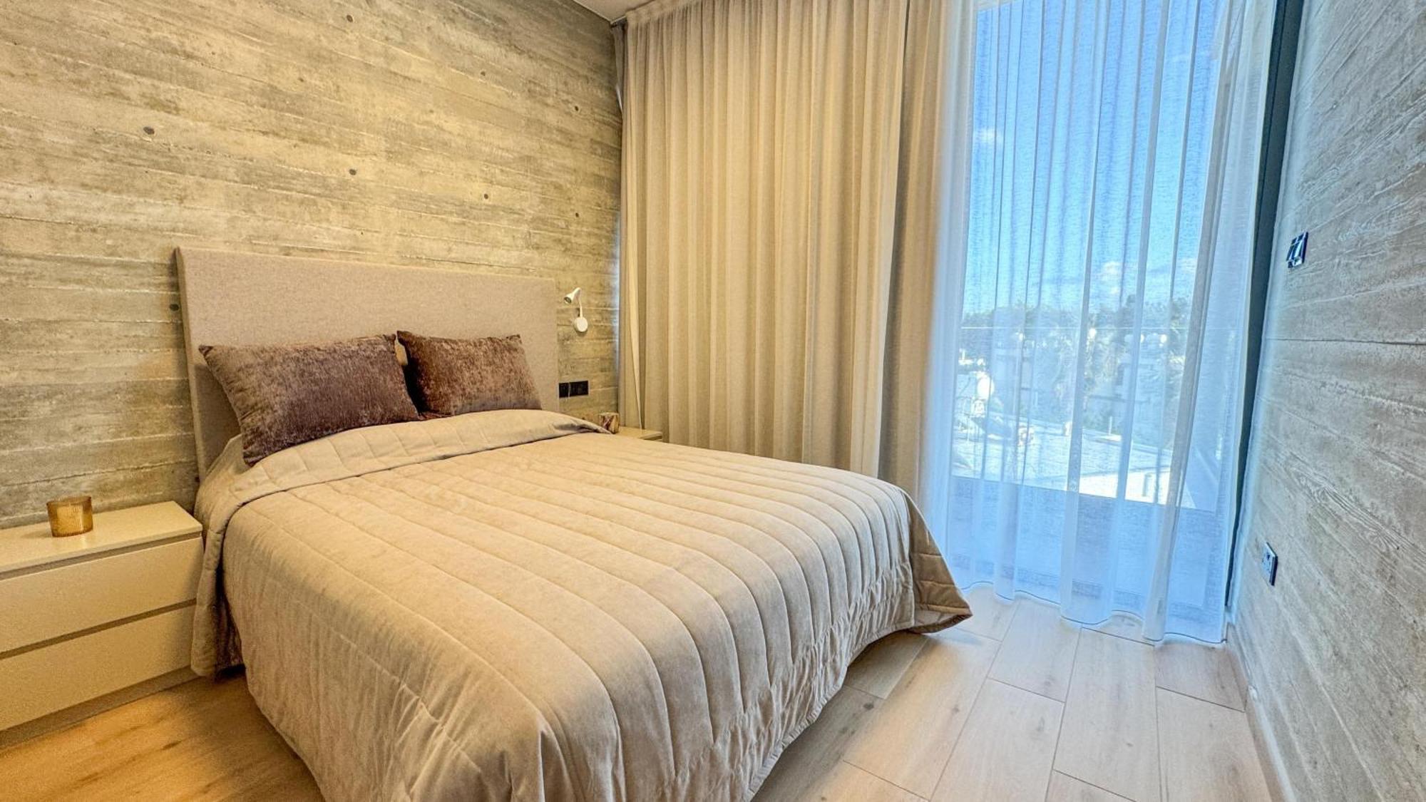 Malberry Park 304 - Modern 2 Bedroom With Pool, Gym, Jaccuzi Apartment